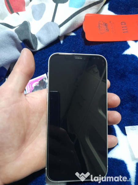 Iphone 12 într-o stare foarte bună 