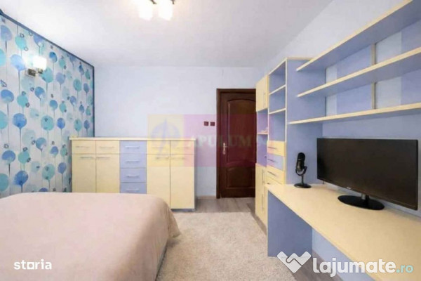 3 Camere cu 2 locuri de parcare in zona Pod Grant