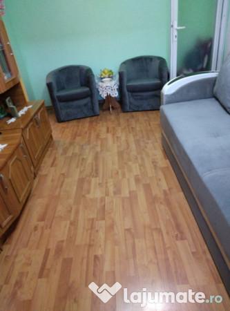 Apartamwent 2 camere confort 2, etaj 3/4, cartier Apollo. 