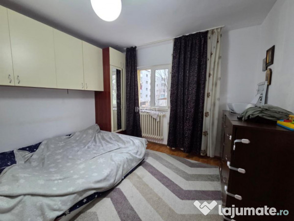 APARTAMENT 2 CAMERE-ETAJ 1-DECOMANDAT-DACIA 