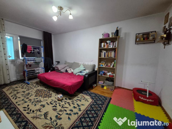 APARTAMENT 2 CAMERE-ETAJ 1-DECOMANDAT-DACIA 