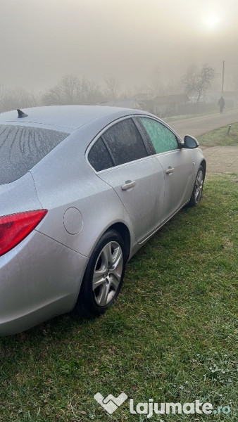 Opel Insignia autoturism
