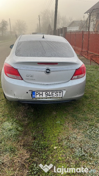 Opel Insignia autoturism