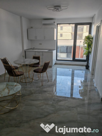 Apartament 2 camere de vânzare în Tomis Plus, Constanța ?