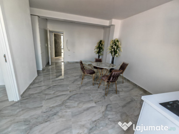 Apartament 2 camere de vânzare în Tomis Plus, Constanța ?