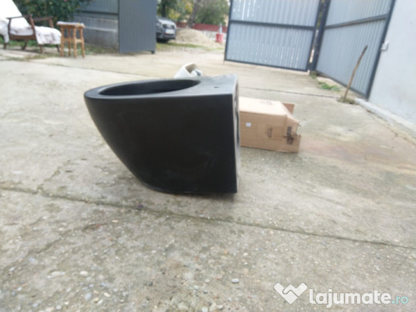 Vas wc cu bazin rezervor 