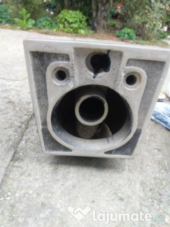 Vas wc cu bazin rezervor 