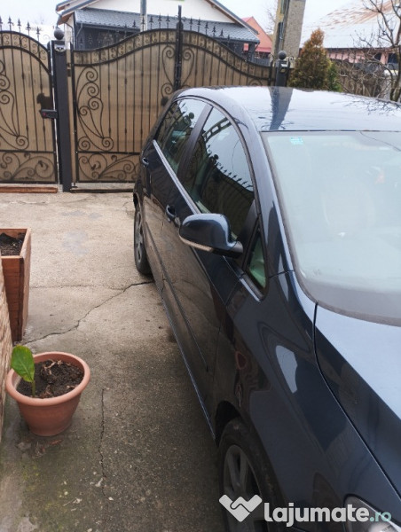 Volkswagen Golf 5 plus benzina