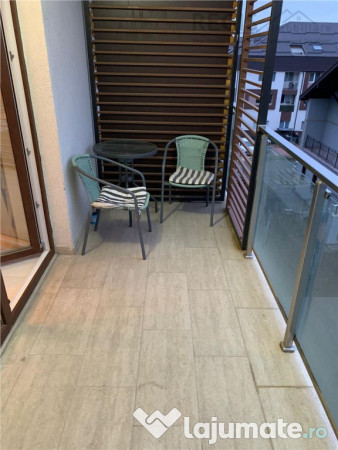 Apartament open space zona Tractorul/ loc de parcare 