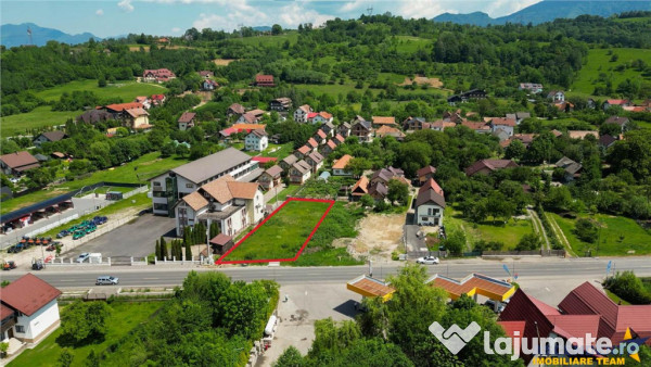 Intravilan, aria castelul Bran,utilitati,acces apreciabil: F 