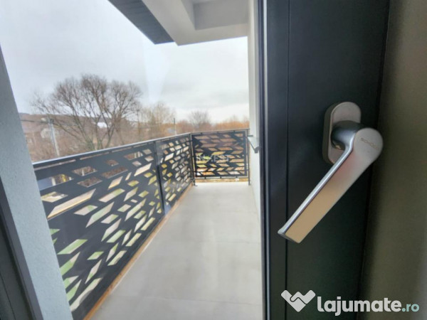 CASA 4 CAMERE , 2 BAI , 120 MP UTILI , MIROSLAVA 