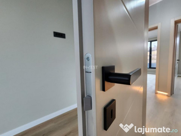 CASA 4 CAMERE , 2 BAI , 120 MP UTILI , MIROSLAVA 