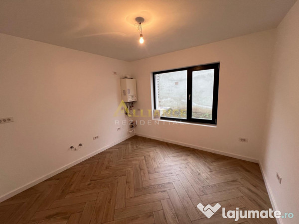 Casa Individuala - 3 camere - 2 bai - 215mp teren