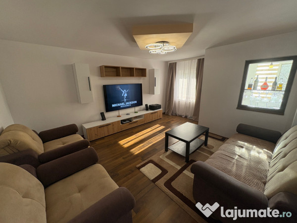 Apartament 3 camere decomandat, reabilitat 