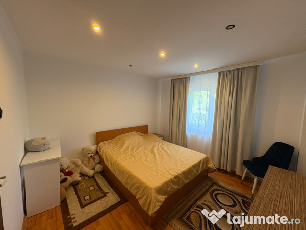 Apartament 3 camere decomandat, reabilitat 