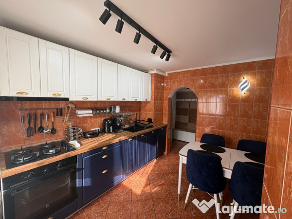 Apartament 3 camere decomandat, reabilitat 