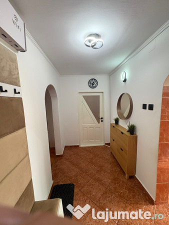 Apartament 3 camere decomandat, reabilitat 