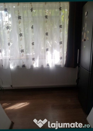 Garsoniera in zona Postavarului 