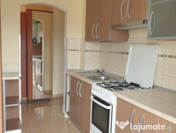 2 camere, zona Baba Novac