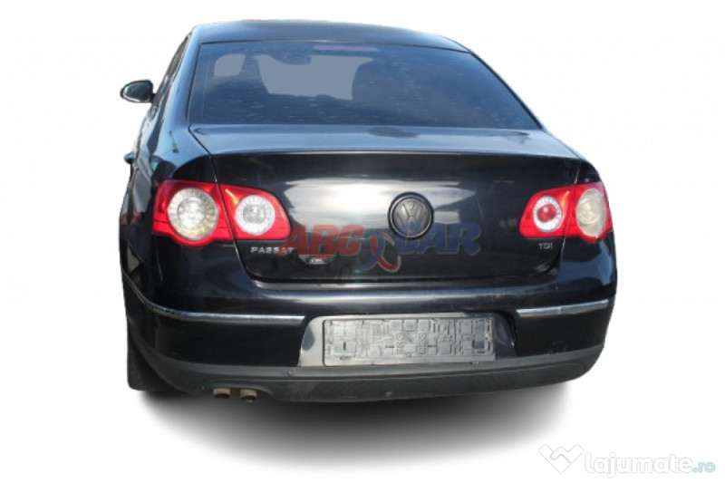 Dezmembrez VW Passat B6 2005-2010 1.9 TDI motor: BKC 