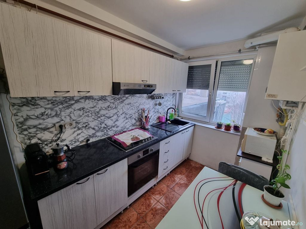 Central-apartament 2 camere cu gaze