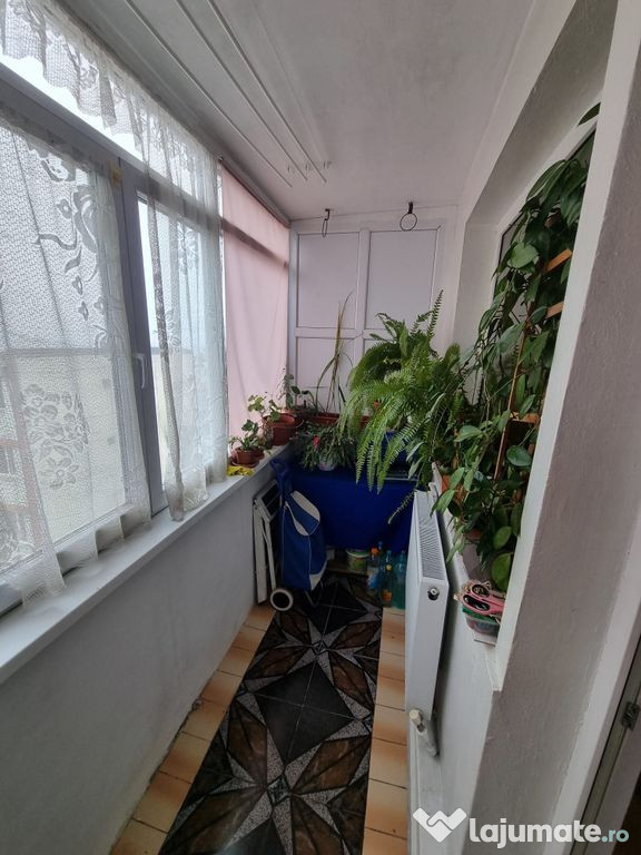 Central-apartament 2 camere cu gaze