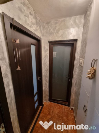 Central-apartament 2 camere cu gaze