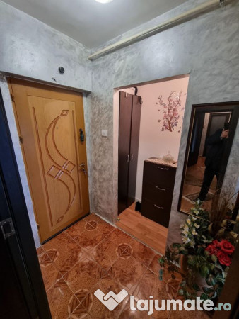 Central-apartament 2 camere cu gaze