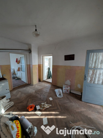 Casa la strada principala Hemeius, 600m teren 