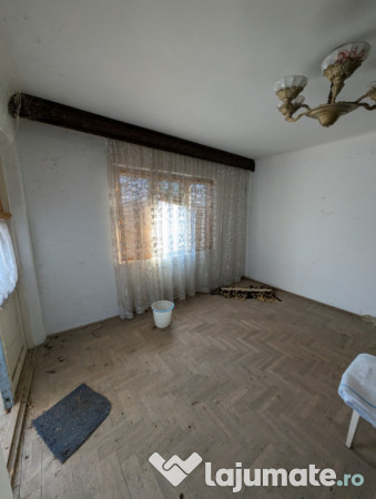 Casa la strada principala Hemeius, 600m teren 