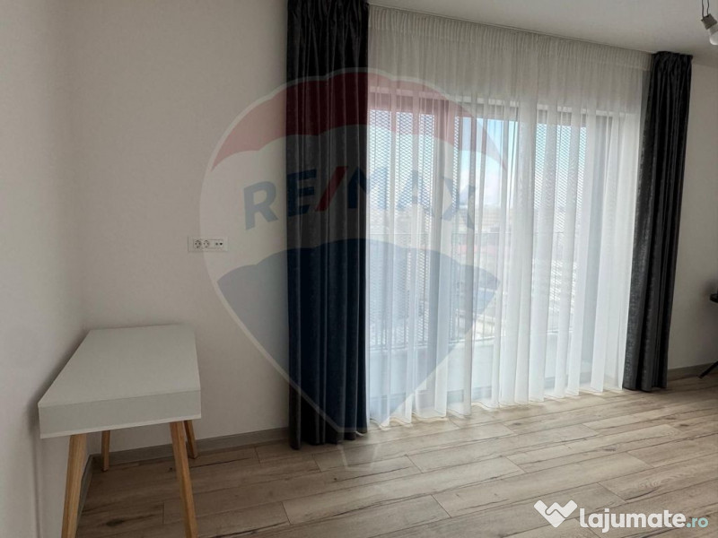 Apartament cu 3 camere de vânzare în zona Central 