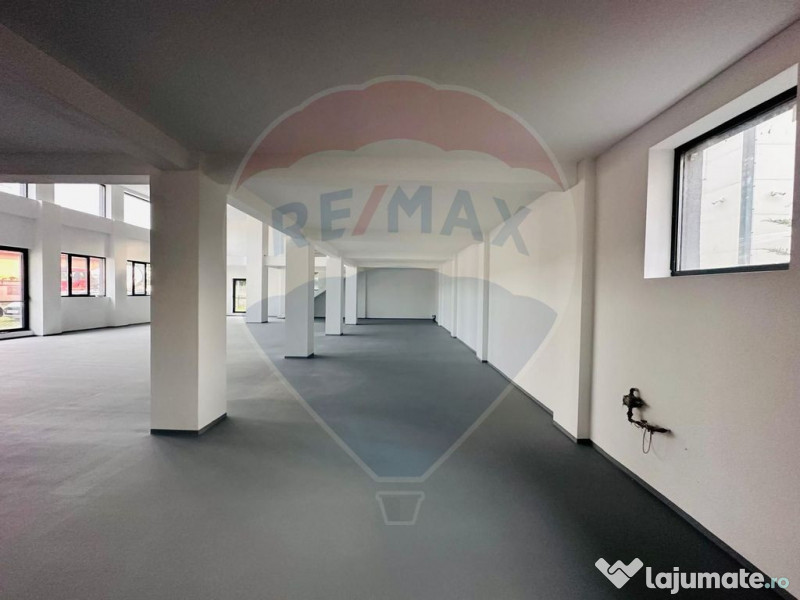 DE INCHIRIAT Spațiu comercial/showroom | 975 mp | Otopeni 