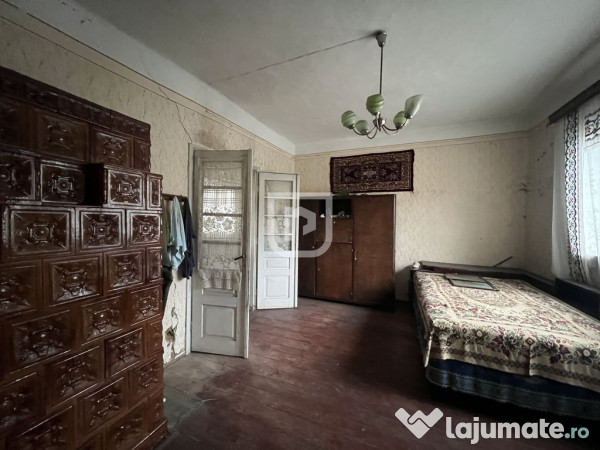 De vanzare casa, atelier fierarie, 4 anexe - 2507 mp in M... 