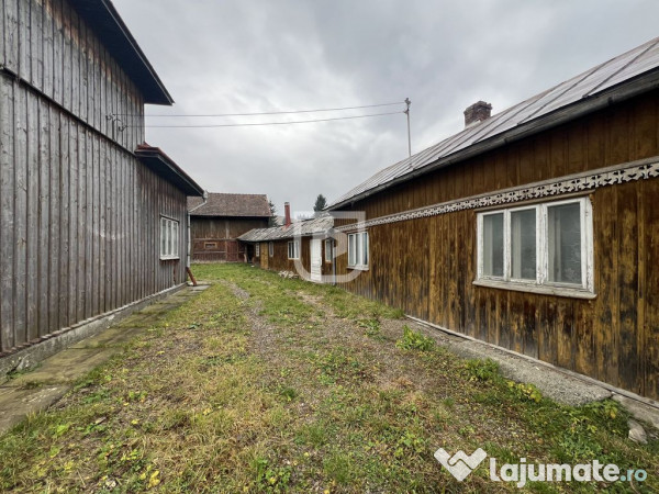 De vanzare casa, atelier fierarie, 4 anexe - 2507 mp in M... 