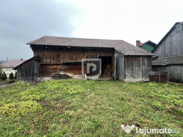 De vanzare casa, atelier fierarie, 4 anexe - 2507 mp in M... 