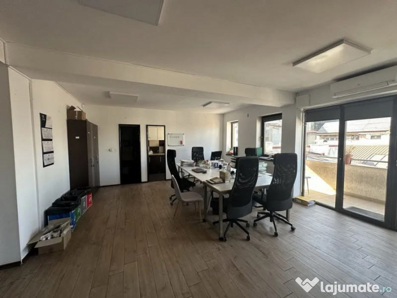 Titulescu, imobil Ds+P+3+4 retras+M