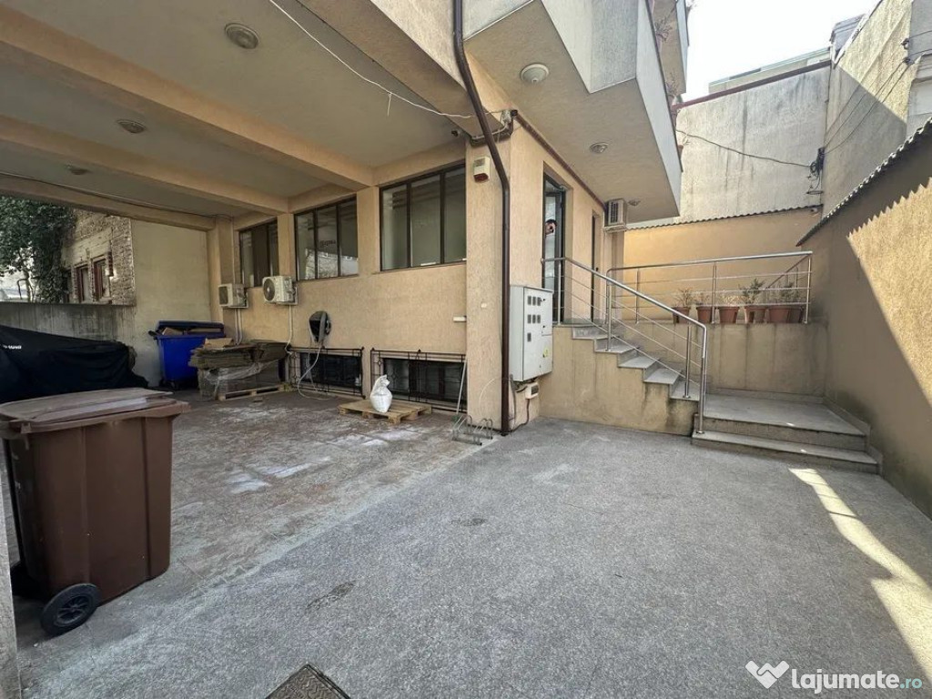 Titulescu, imobil Ds+P+3+4 retras+M