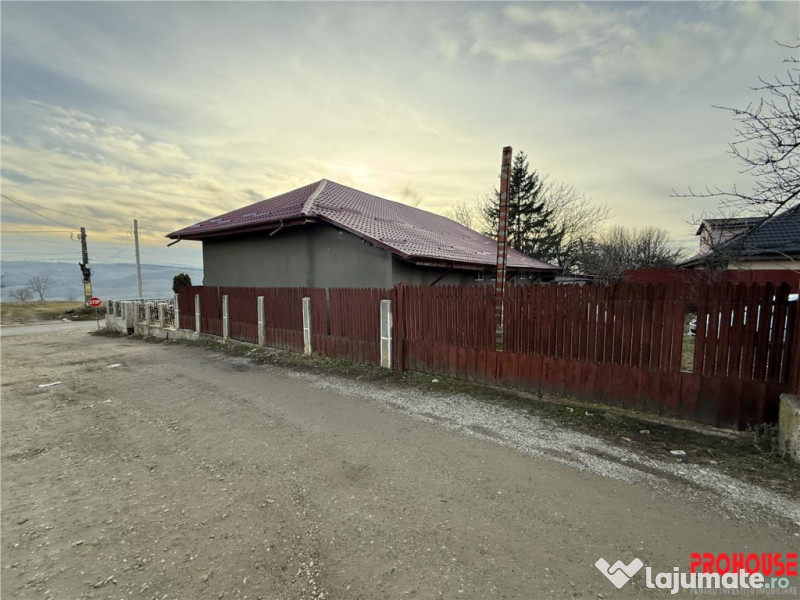 Secuieni - 17km de Bacau - spatiu comercial