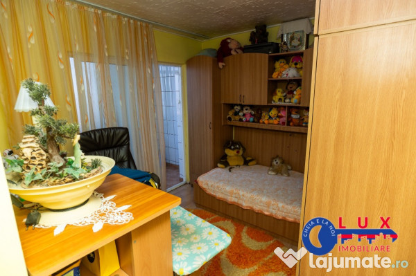 ID 4222 SUPER PRET Apartament 4 camere *Str. ETERNITATII