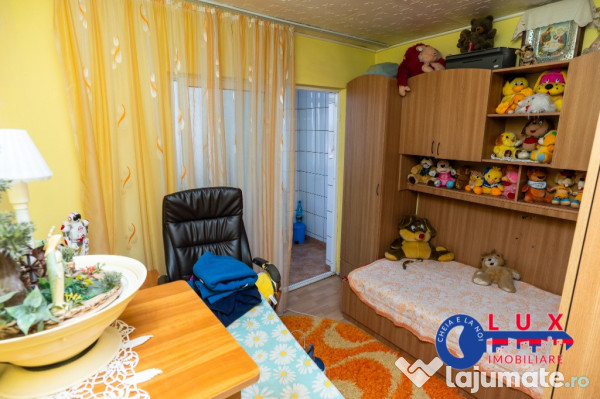 ID 4222 SUPER PRET Apartament 4 camere *Str. ETERNITATII