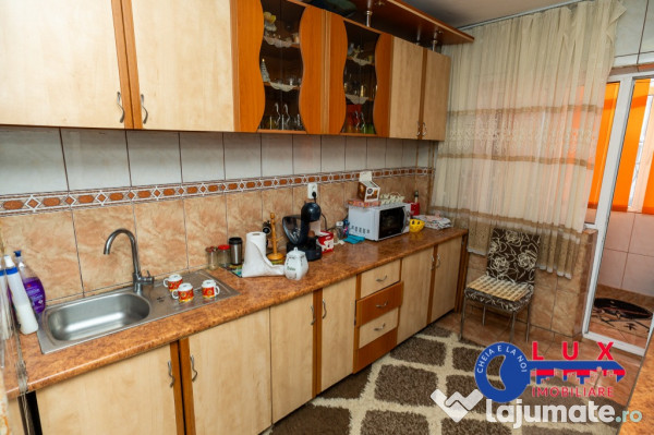 ID 4222 SUPER PRET Apartament 4 camere *Str. ETERNITATII
