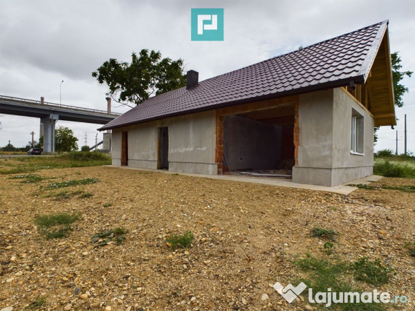 Casă cu 3 camere la roșu de vânzare zona 6Vânători