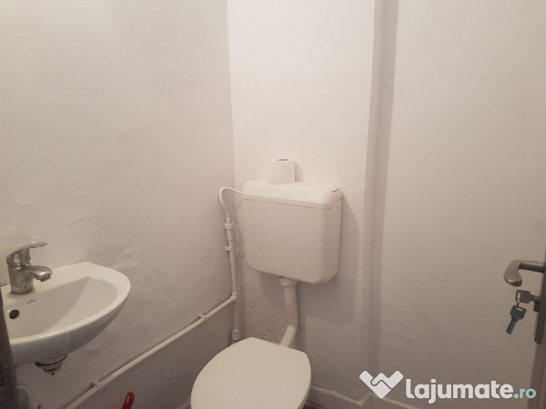 Garsoniera confort 3, etaj 1, bloc de garsoniere, libera, Stadionului