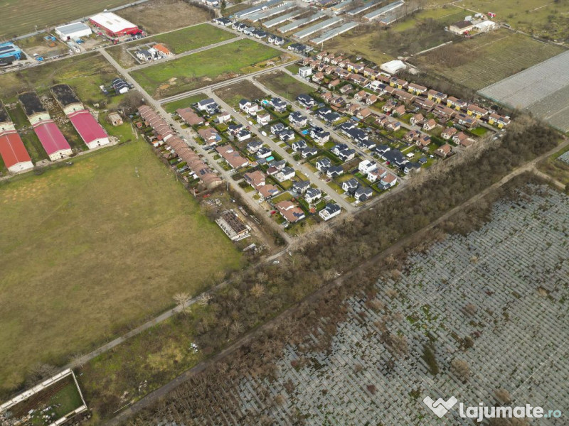Teren Intravilan de 15.300 mp în Grădiște, Arad 