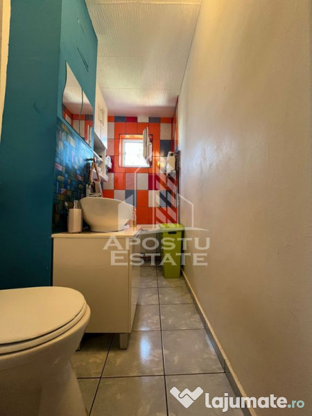 Apartament cu 4 camere, centrala proprie, zona Spitalul J...