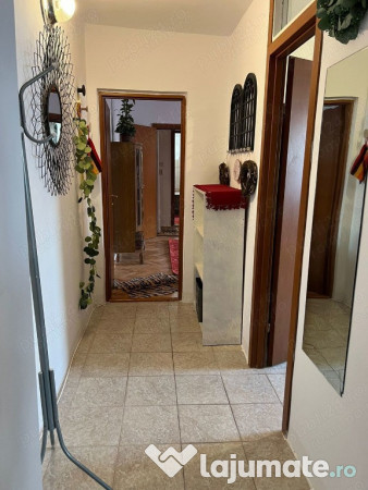 Apartament 2 camere de inchiriat in zona Garii 