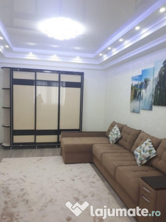 Apartamentul 2 camere Tractorul