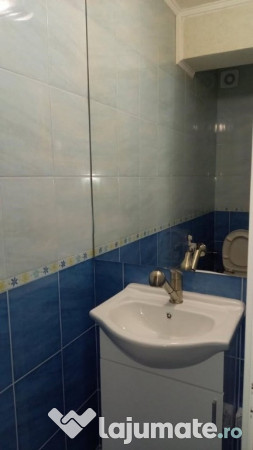 Vanzare apartament cu 3 camere zona Astra