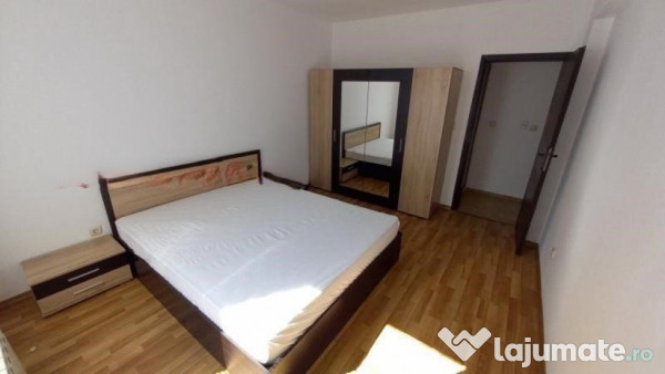Vanzare apartament cu 3 camere zona Astra