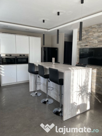 Apartament de inchiriat